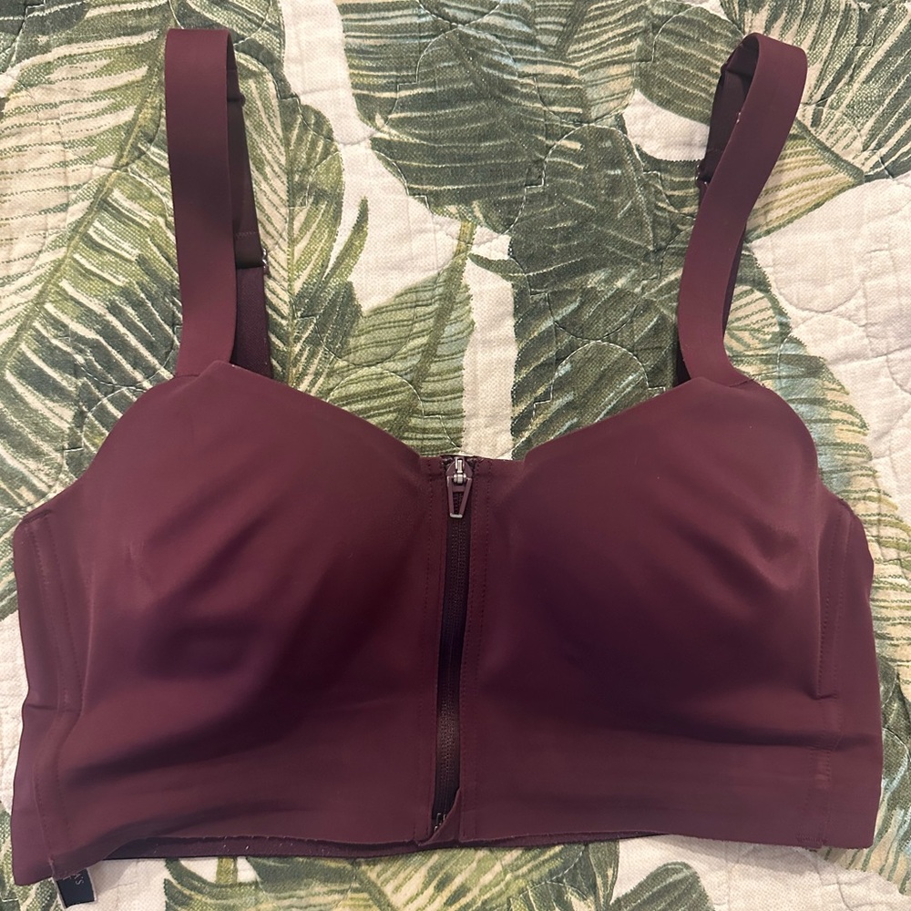 Victoria’s Secret Knockout High Support Sports Bra
